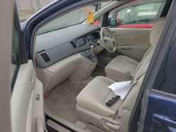 TOYOTA ISIS  2011