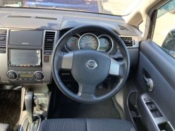 NISSAN TIIDA 15M SV Plus 2011