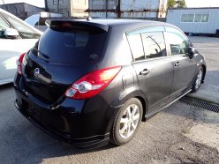 NISSAN TIIDA 15M SV Plus 2011