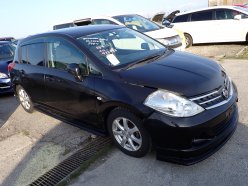 NISSAN TIIDA 15M SV Plus 2011