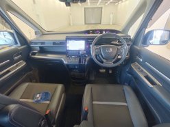 HONDA STEPWGN COOL SPIRIT 8-SEATER 2019