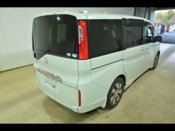 HONDA STEPWGN G-EX 8seats 2015