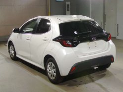 TOYOTA YARIS X 2020