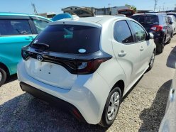 TOYOTA YARIS X 2020