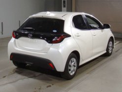 TOYOTA YARIS X 2020