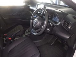 TOYOTA YARIS X 2020