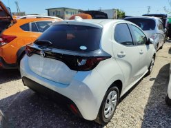TOYOTA YARIS X 2020