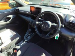 TOYOTA YARIS X 2020