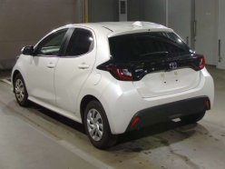 TOYOTA YARIS X 2020
