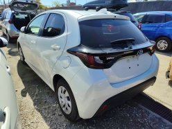 TOYOTA YARIS X 2020