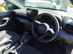 TOYOTA YARIS X 2020