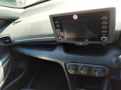 TOYOTA YARIS X 2020