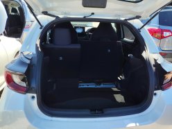 TOYOTA YARIS X 2020