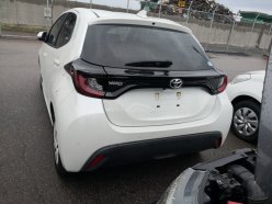 TOYOTA YARIS X 2020