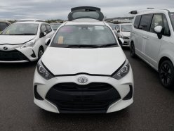 TOYOTA YARIS X 2020