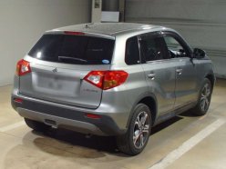 SUZUKI ESCUDO Base Grade 2015