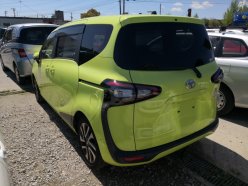 TOYOTA SIENTA G 2015
