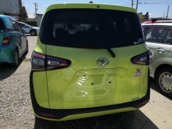 TOYOTA SIENTA G 2015
