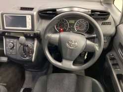 TOYOTA WISH X 2009