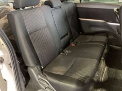 TOYOTA ISIS 4WD 2009