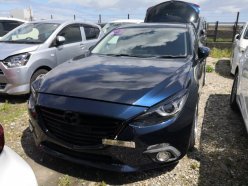 MAZDA AXELA S 2015