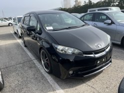 TOYOTA WISH 1.8 S 2010