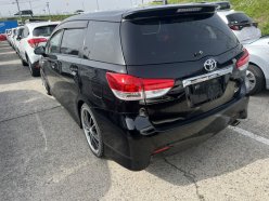 TOYOTA WISH 1.8 S 2010