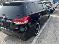 TOYOTA WISH 1.8 S 2010