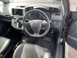 TOYOTA WISH 1.8 S 2010