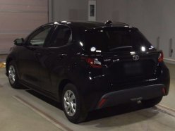 TOYOTA YARIS X 2020