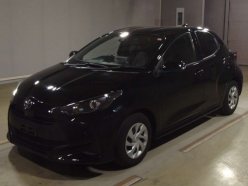 TOYOTA YARIS X 2020