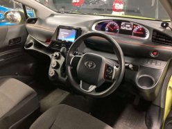TOYOTA SIENTA X 2020