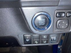 TOYOTA COROLLA FIELDER 1.5G 4WD 2015