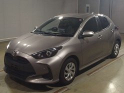 TOYOTA YARIS X 2020