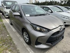 TOYOTA YARIS X 2020