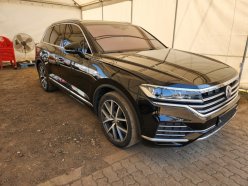 VOLKSWAGEN TOUAREG  2019