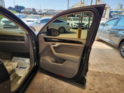 VOLKSWAGEN TOUAREG  2019