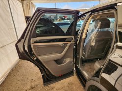 VOLKSWAGEN TOUAREG  2019