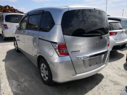 HONDA FREED G Premium Edition 6seats 2016