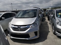 HONDA FREED G Premium Edition 6seats 2016