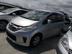 HONDA FREED G Premium Edition 6seats 2016