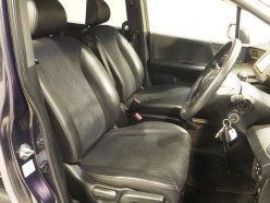HONDA FREED SPIKE G Premium Edition 2015