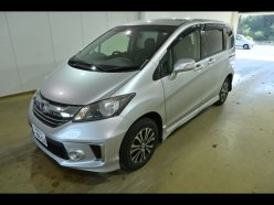 HONDA FREED 4WD G Aero 6seats 2014