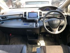 HONDA FREED G Premium Edition 2016