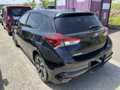 TOYOTA AURIS 120Т 2015