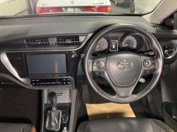 TOYOTA AURIS 120Т 2015