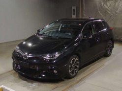 TOYOTA AURIS 120Т 2015