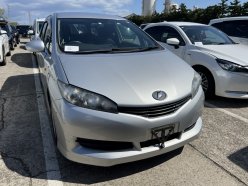 TOYOTA WISH 1.8X HID Selection 2010