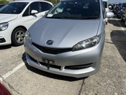 TOYOTA WISH 1.8X HID Selection 2010