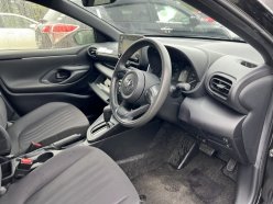 TOYOTA YARIS X 2020